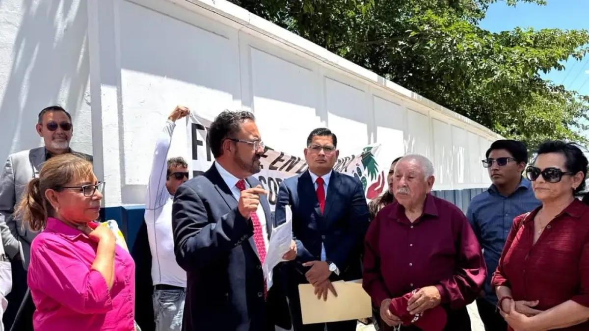 Presenta Loera de la Rosa denuncia ante FGR por bloqueos en carreteras