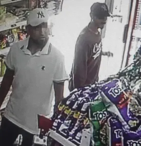 Detienen a 3 presuntos asaltantes; uno es investigado por homicidio