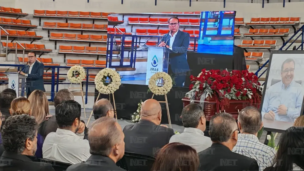 Realizan guardias de honor y homenaje póstumo a Marco Licón