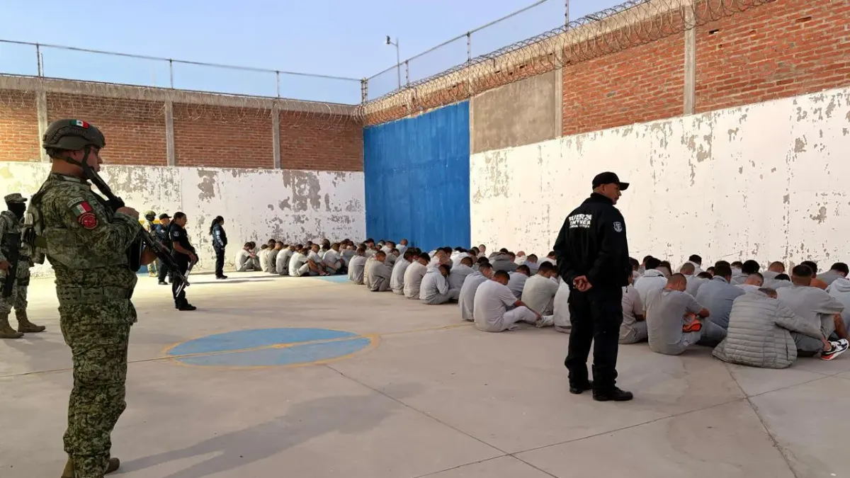 Operativo en Cereso de Aquiles Serdán deja decomiso de objetos prohibidos