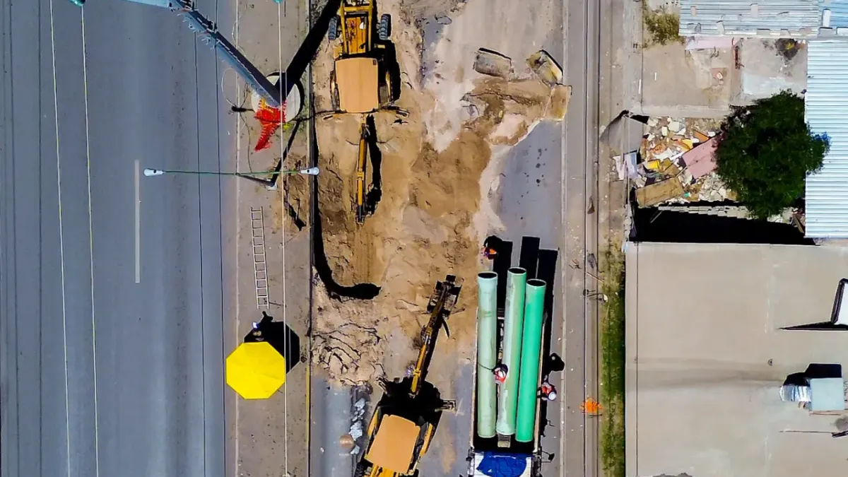 Reemplaza JMAS 30 metros de drenaje colapsado en la Ponciano Arriaga