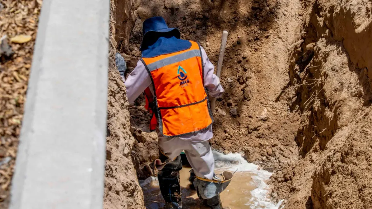 Repara JMAS hundimiento en la colonia La Presa