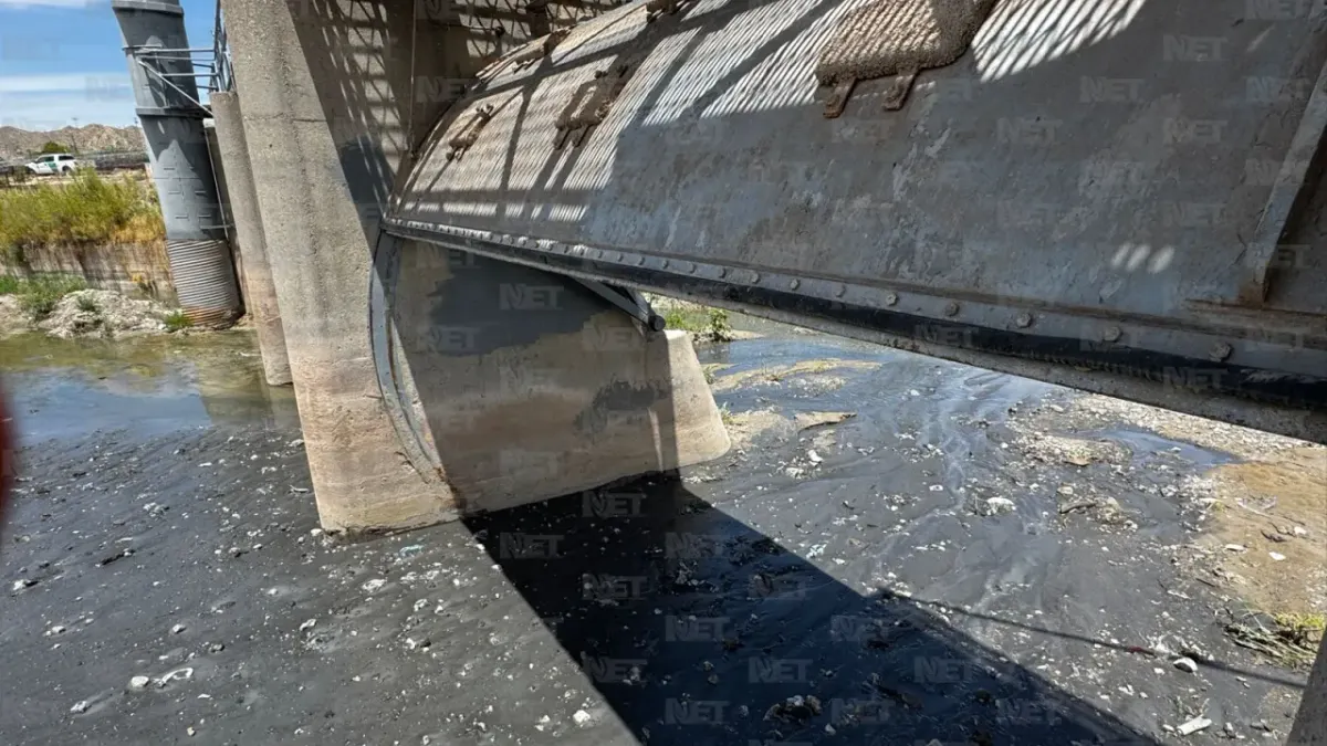 Limpia JMAS canales para que el agua llegue al Valle de Juárez
