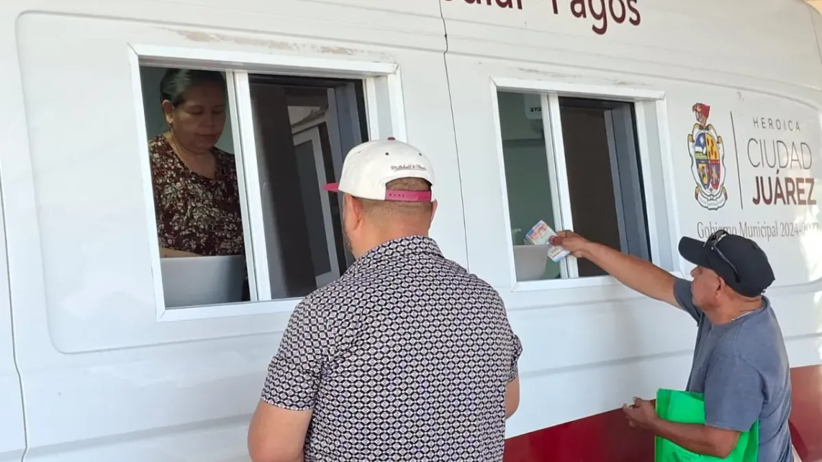 Registran largas filas en módulo móvil de Tesorería en Riberas del Bravo