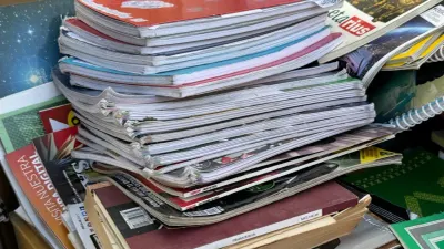 Invitan a donar libros y cuadernos para apoyar a animales rescatados