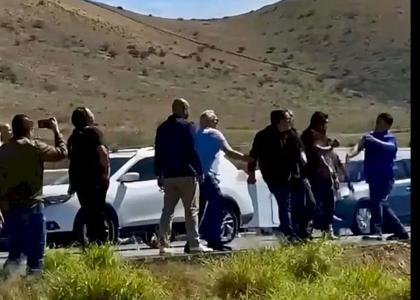 Transportistas de Amotac en Chihuahua mantienen protestas a la orilla de carreteras