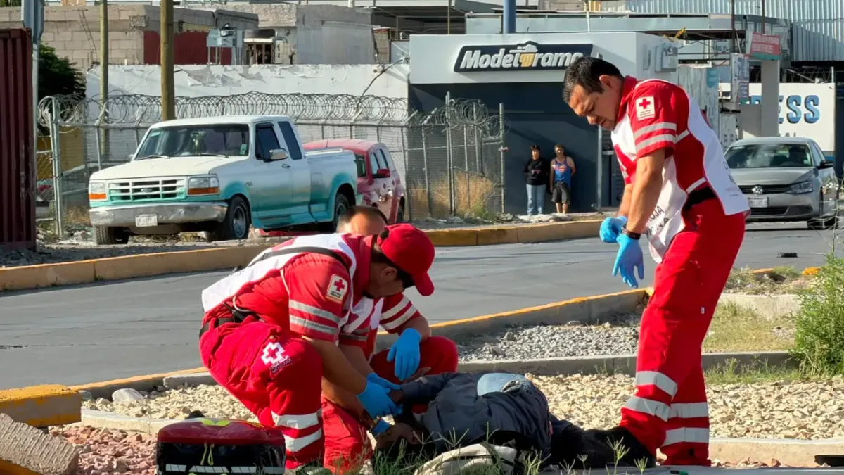 Atropellan a peatón en bulevar Villarreal Torres por cruzar sin precaución