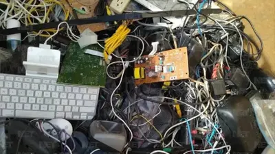 Acopia Ecología hasta dos toneladas de basura electrónica por semana en Juárez