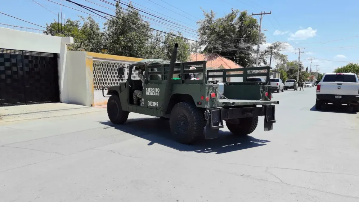 Fiscalía realiza cateo con excavaciones en la colonia Raúl García