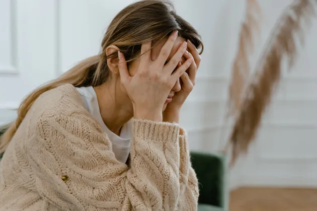 ¿Qué es un brote psicótico? Especialista explica causas y tratamiento
