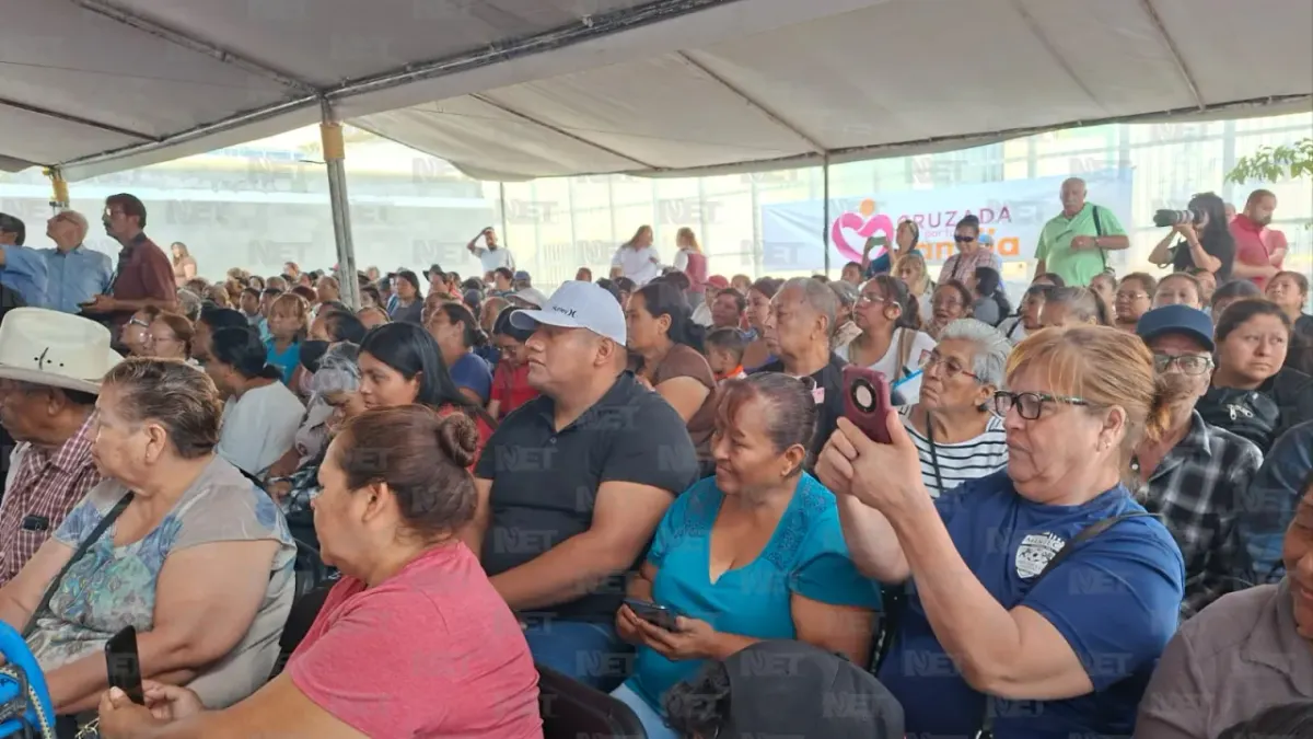 Entrega Municipio 10 mil despensas a familias vulnerables en 12 puntos de Juárez