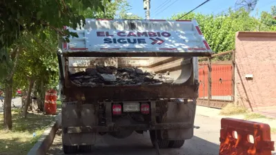Supervisa alcalde bacheo en Pradera Dorada y llama a coordinación con JMAS
