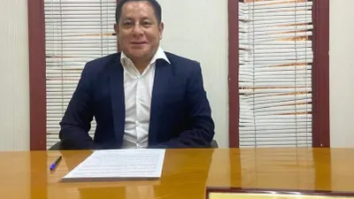 Busca Julio de la Cruz contender en elecciones de 2027