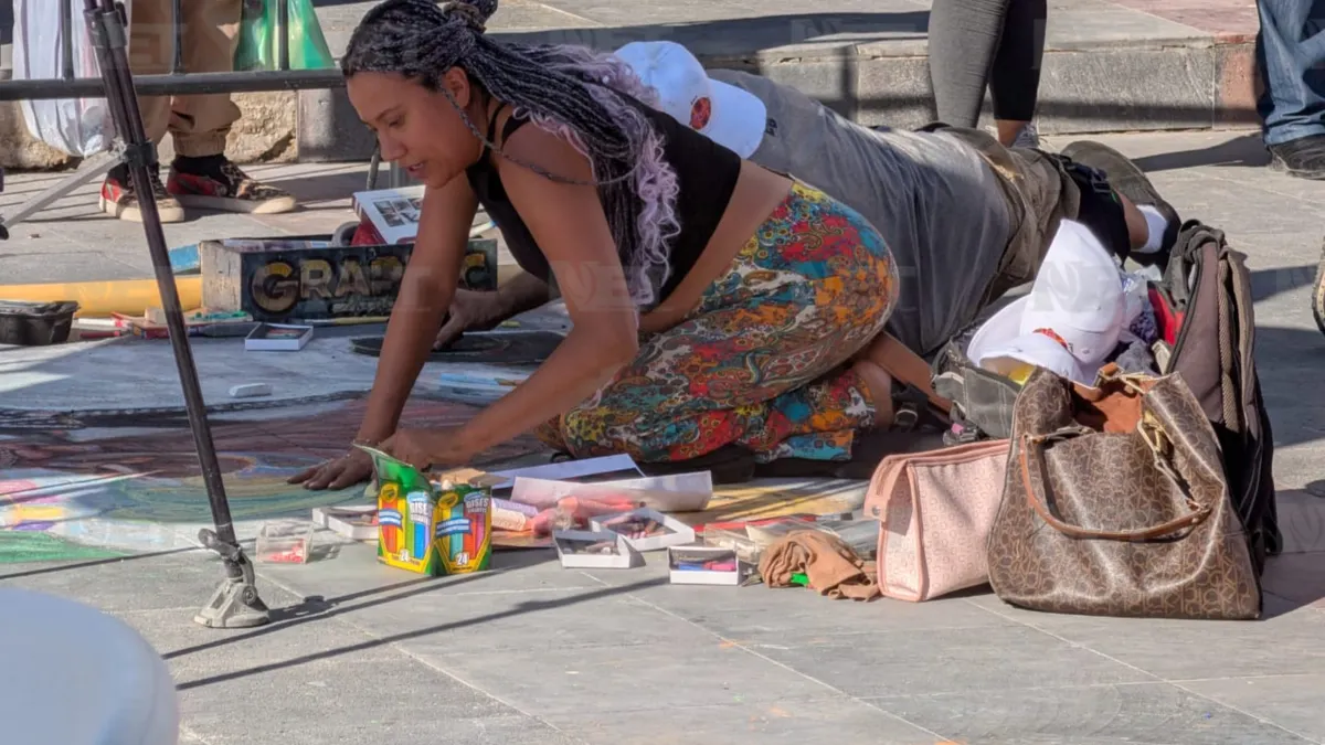 Artistas transforman el Centro Histórico con GisArte en Juárez