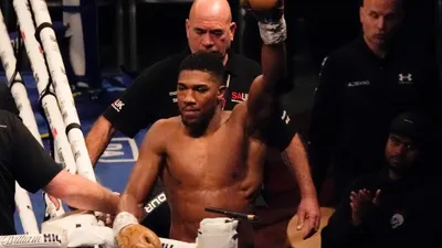 Confirman pelea Fury vs Joshua para diciembre en Cardiff