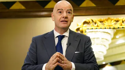 Da FIFA marcha atrás a plan de inversión privada tras división interna