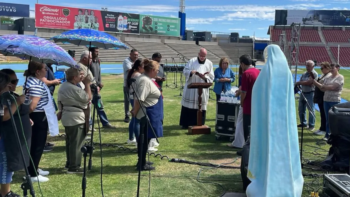 Celebra Diócesis de Juárez Rosario Viviente en el Estadio Olímpico Benito Juárez