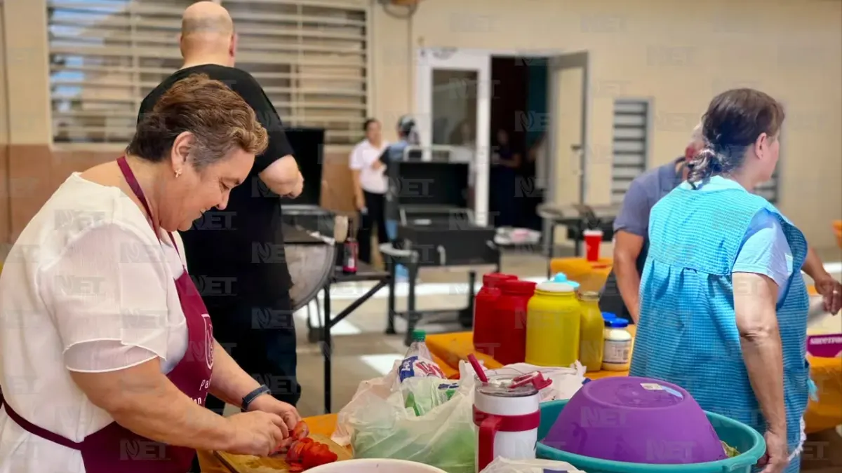 Organiza parroquia venta de hamburguesas para apoyar a niños con cáncer