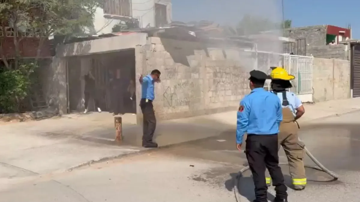 Despiden Bomberos de Juárez a Teniente Enoc García tras 26 años de servicio