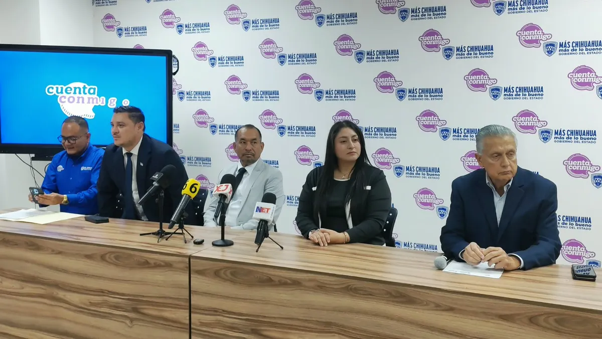 Ofrecen trámites de identidad a migrantes en jornada consular