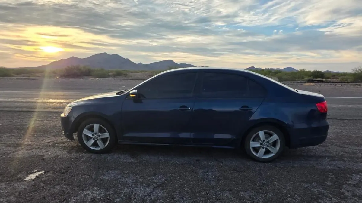Decomisan 20 kilos de droga sintética en carretera Ahumada-Juárez