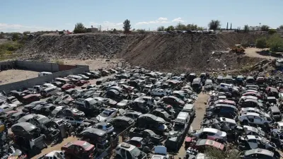 Si vendiste tu carro a un yonke, esto debes hacer para evitar multas y recargos