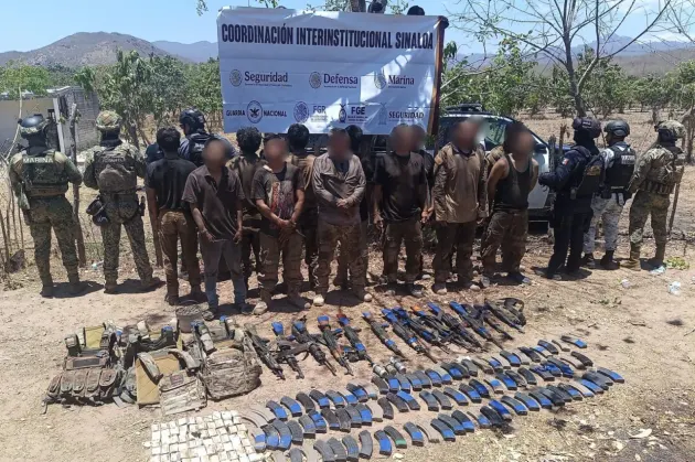 Cae célula de 'Los Chapitos' tras enfrentamiento en Sinaloa