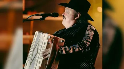 Ramón Ayala es hospitalizado por fractura de hombro tras sufrir una caída