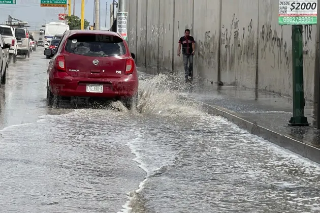 Alcanzaron lluvias el 90% de Ciudad Juárez; reportan saldo blanco
