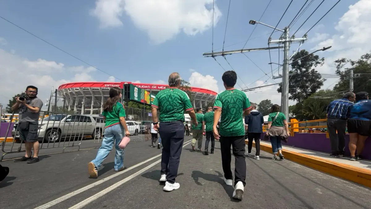 Miles de aficionados toman las calles de la CDMX previo al Mundial 2026