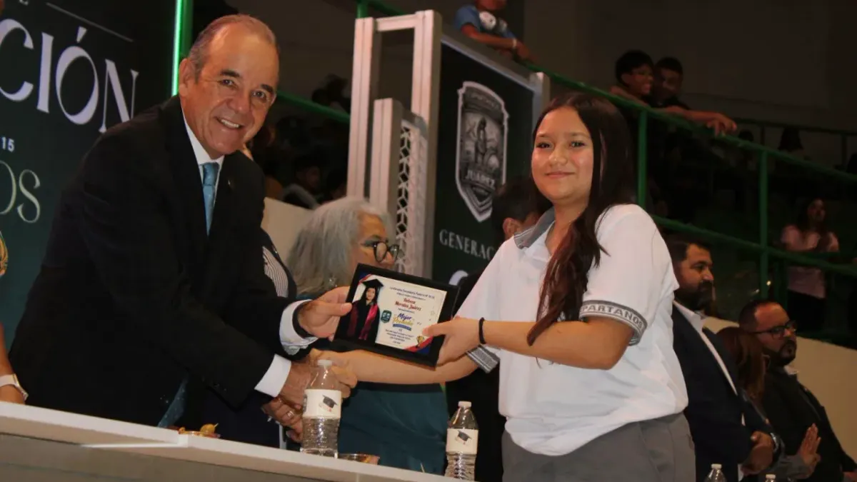 Se gradúan 48 mil 299 estudiantes de educación básica en Juárez