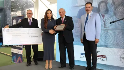 Entregan Premio al Mérito Médico a doctora del IMPE en Chihuahua