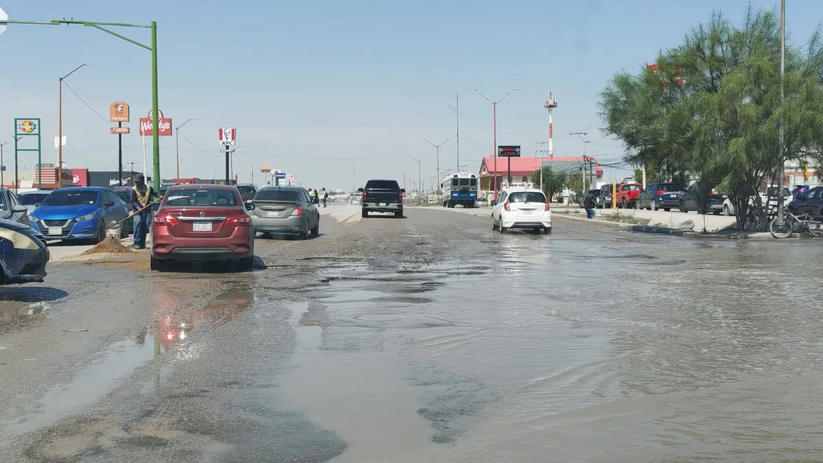 Lluvias destapan hoyancos y complican circulación en la Talamás Camandari