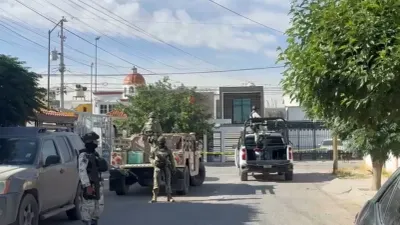 Localizan cuerpo encobijado en el fraccionamiento El Campanario