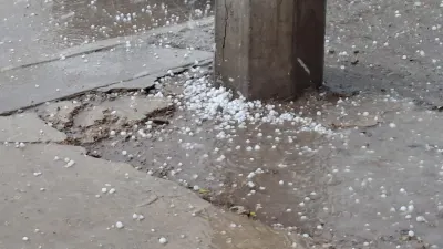 Sorprende lluvia con granizo en zona norponiente de Juárez