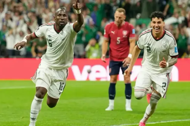 Busca Quiñones superar marca de Luis Hernández en Mundiales
