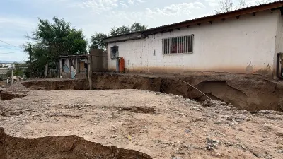 Limpia atenderá calles dañadas por lluvias en La Fronteriza