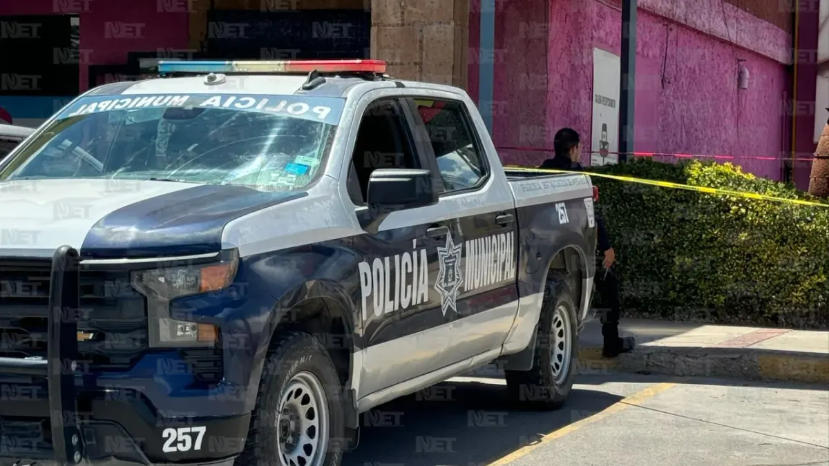 Fallece hombre frente a plaza comercial en Ejército Nacional