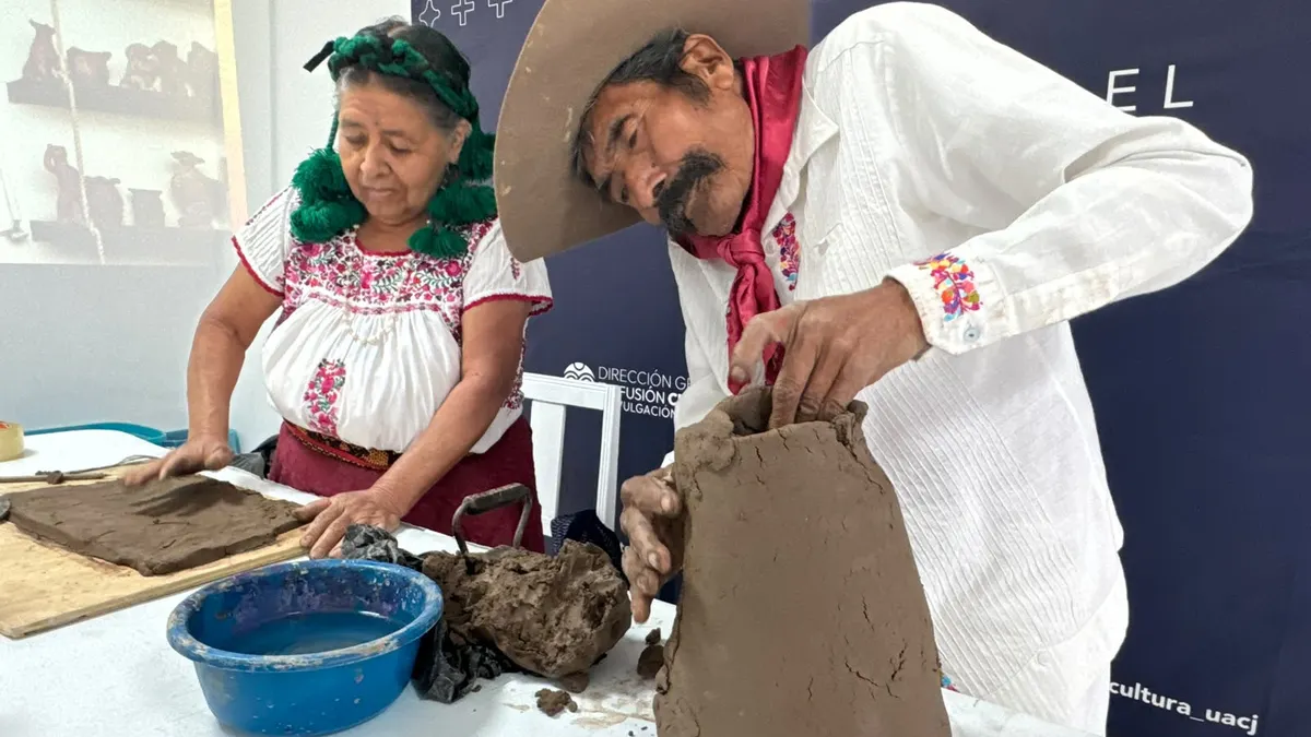 Llega 'El Señor de las Sirenas' a Juárez para compartir su arte en barro