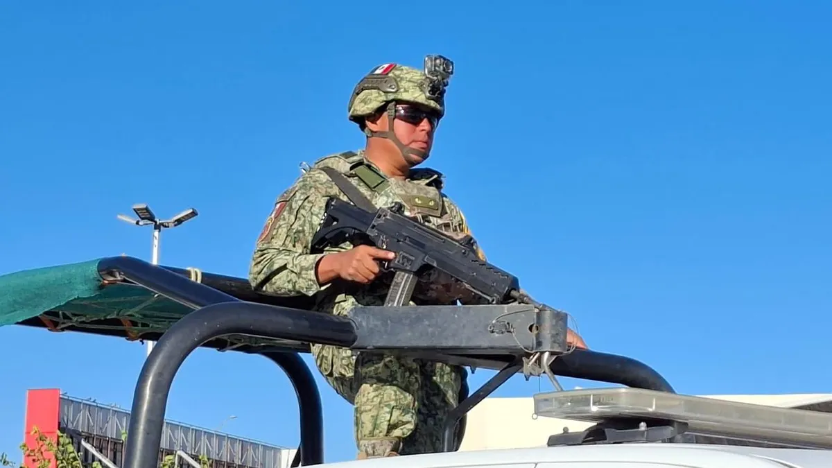 Despliegan operativo de seguridad en Juárez con cateos y patrullajes coordinados