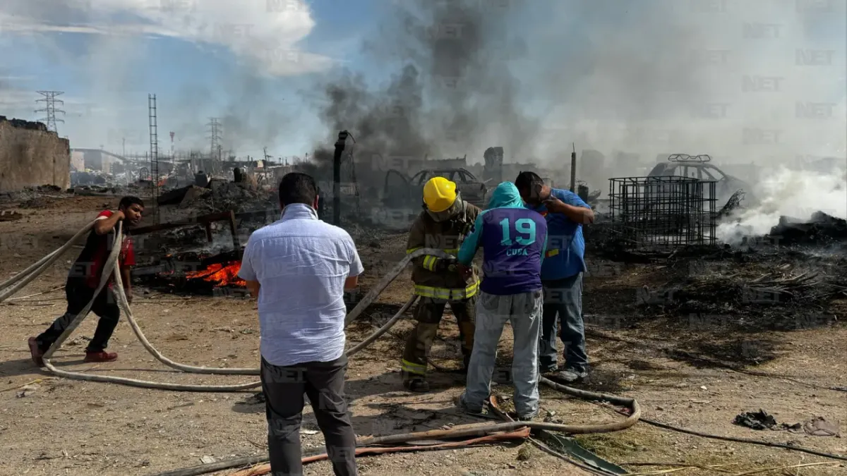 Piden apoyo para familias que perdieron todo en incendio en Valle Dorado II
