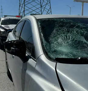 Hombre de 70 años resulta lesionado tras ser atropellado en Las Torres