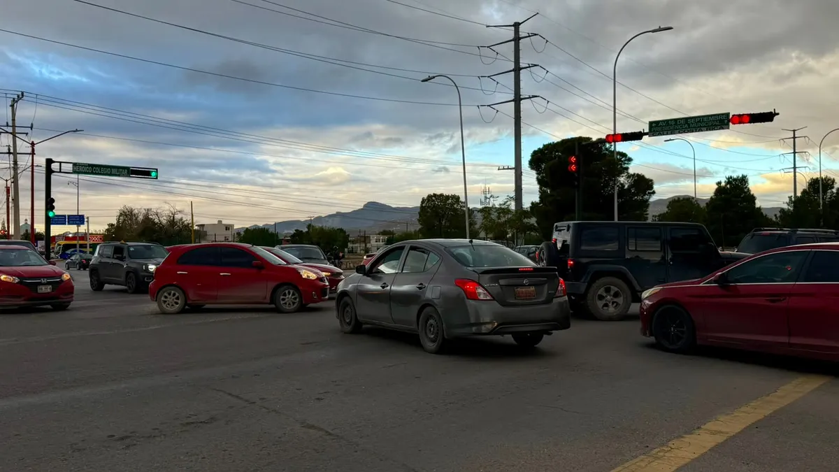 Cierran calles por carrera del 53 aniversario de la UACJ