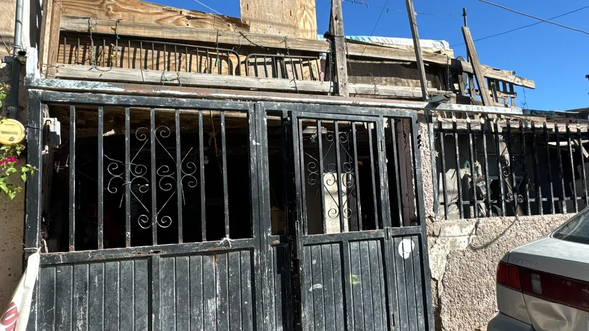 Explota estufa por acumulación de gas y lesiona a mujer en la Lucio Cabañas