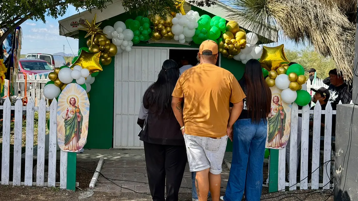 Caravana de tráileres llega a capilla del kilómetro 30 por San Judas Tadeo