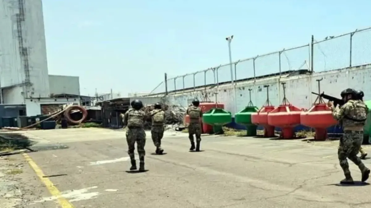 Realiza Marina simulacro por amenaza de explosivo en el Puerto de Veracruz
