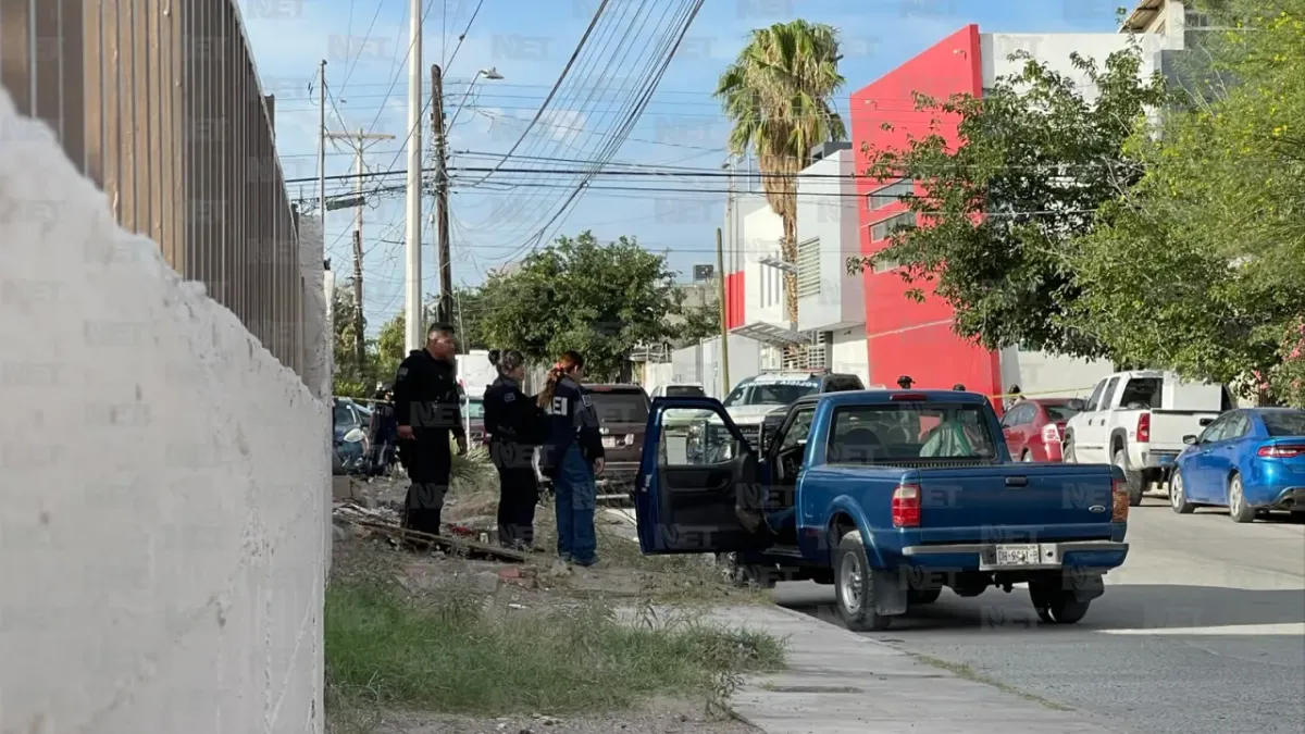 Fallece adulto mayor dentro de camioneta en el fraccionamiento Aeropuerto
