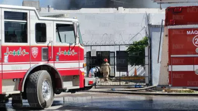 Reconoce alcalde labor de Bomberos tras incendio en maquiladora