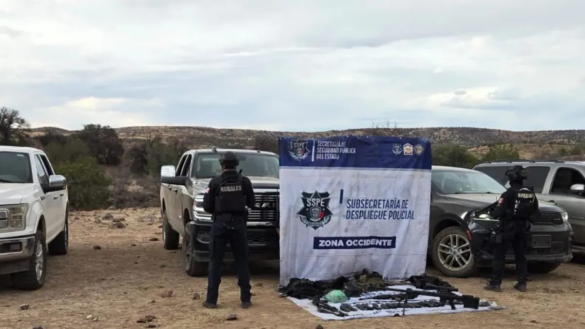 Asegura SSPE arsenal, droga y vehículos tras enfrentamiento en Cuauhtémoc