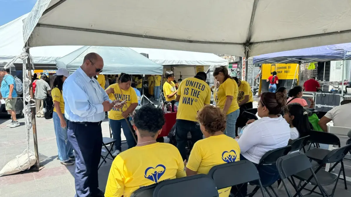 Realiza United Way feria de servicios gratuitos en el Centro de Juárez